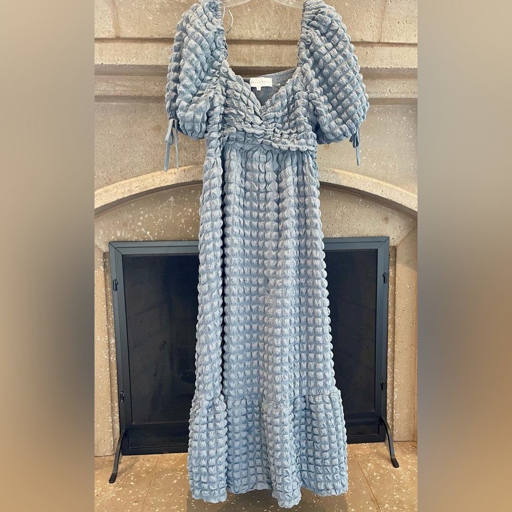 Endless Rose Textured Midi Dress in Soft Blue - Picture 5 of 8